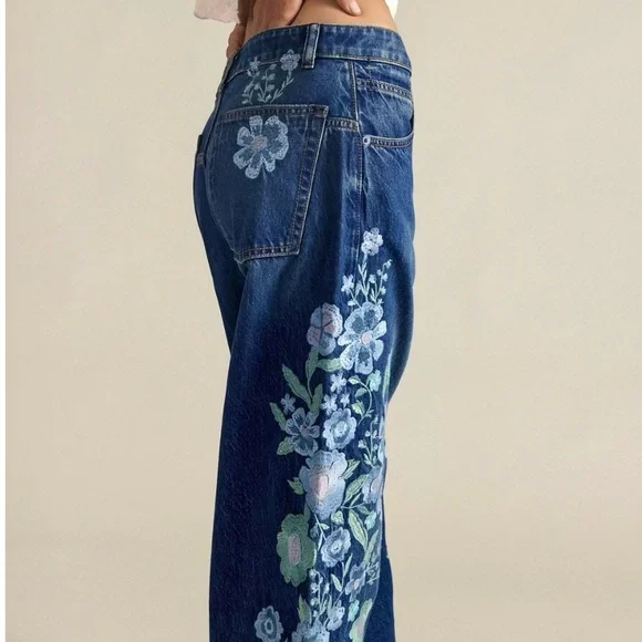 NWT Free People x We The Free Willow Floral Embroidered Boyfriend Jeans ๐ธ - Picture 13 of 13